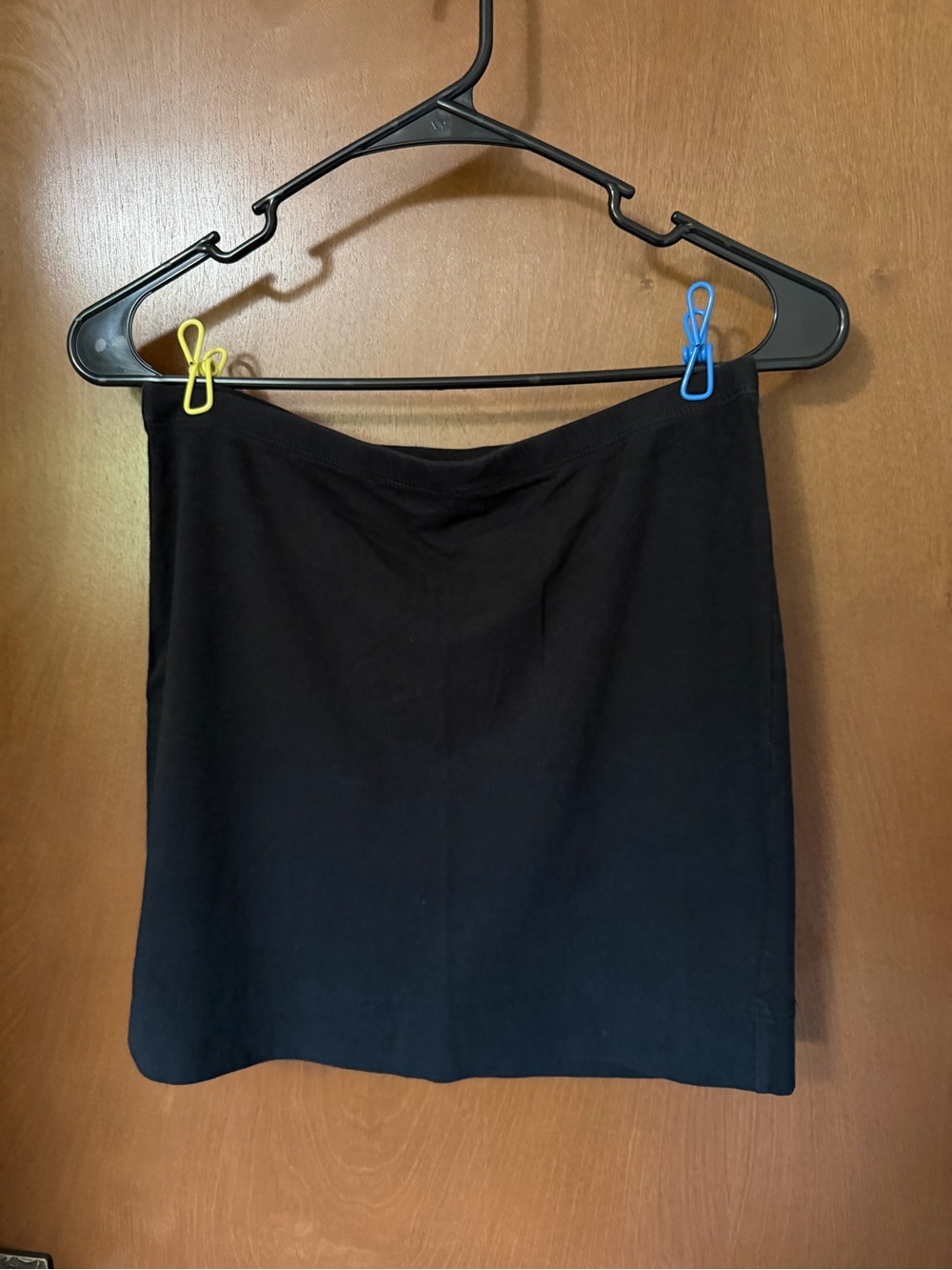 H&M Black Mini Skirt - Simple Straight Silhouette